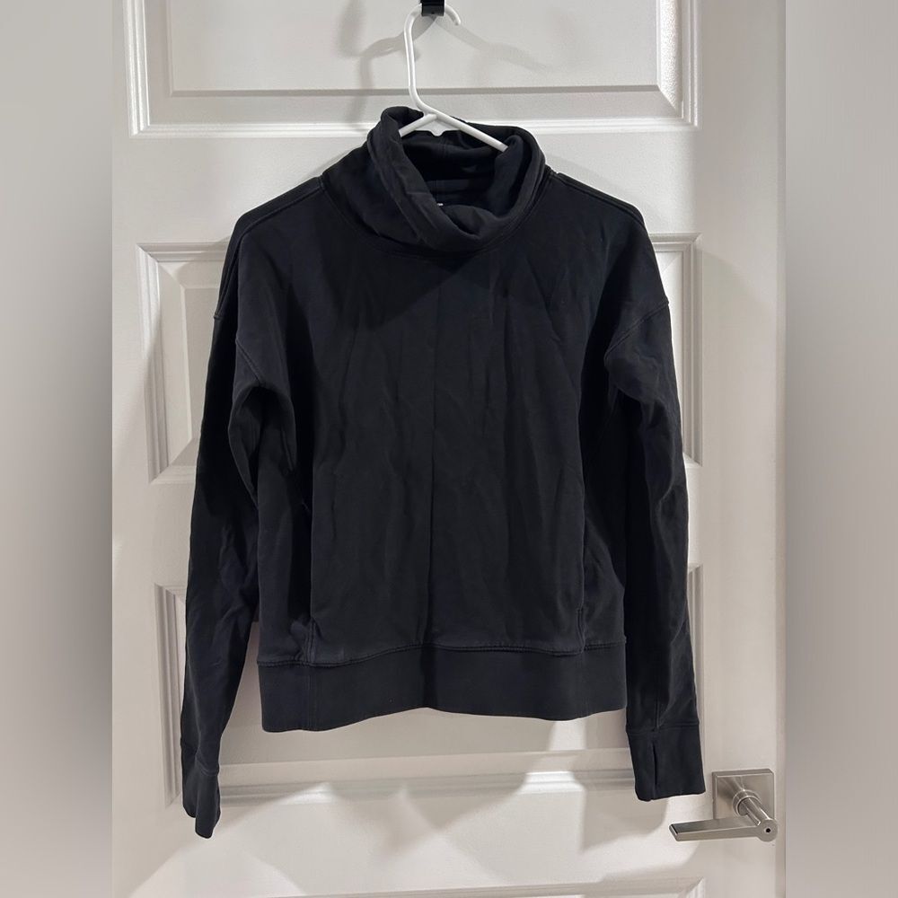 Lululemon Funnel Neck Pull Over